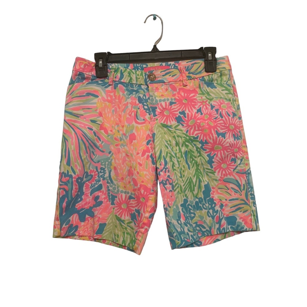 Lilly Pulitzer Bay Ave Shorts in Lovers Coral